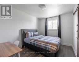3 UPCOTT CRESCENT - 15