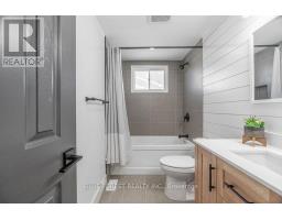 3 UPCOTT CRESCENT - 20