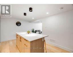 3 UPCOTT CRESCENT - 34
