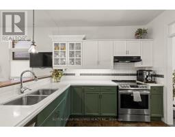 4 PINE VALLEY DRIVE - 11