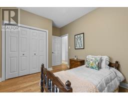 4 PINE VALLEY DRIVE - 25