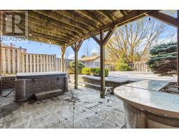 1 MCGREGOR COURT - 31