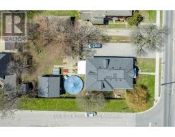 474 TALBOT STREET W - 24
