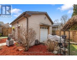 1864 PARKHURST AVENUE - 38