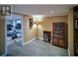 115 HULL ROAD - 31