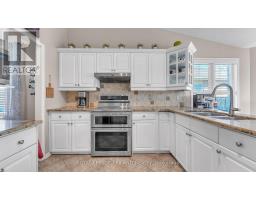495 AMBLESIDE DRIVE - 5