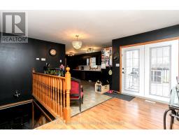 212 QUEEN STREET - 17