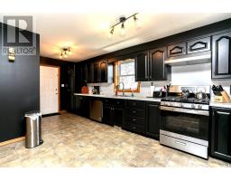 212 QUEEN STREET - 18