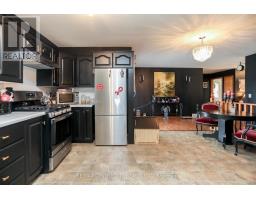 212 QUEEN STREET - 23