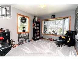 212 QUEEN STREET - 34