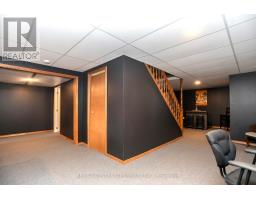 212 QUEEN STREET - 41