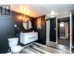 212 QUEEN STREET - 43