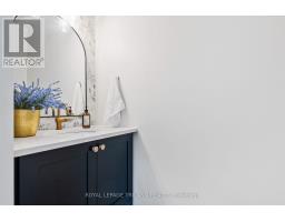 28 HAZELWOOD PASSAGE - 21