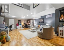 48 BOW STREET - 34