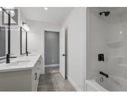 8068 UNION ROAD - 35