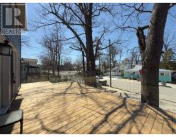 16 HURON AVENUE - 10