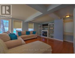 16 HURON AVENUE - 21