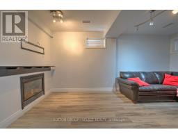 16 HURON AVENUE - 35