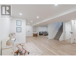 1488 ROLAND CRESCENT - 25