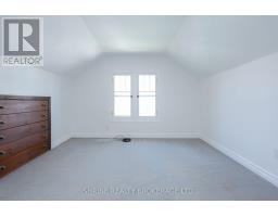 853 QUEENS AVENUE - 31