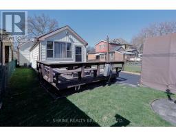 853 QUEENS AVENUE - 48