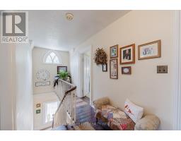 21266 THAMES ROAD - 22