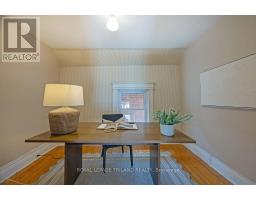 481 DUFFERIN AVENUE - 32