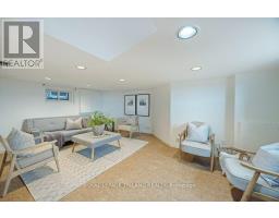 481 DUFFERIN AVENUE - 34