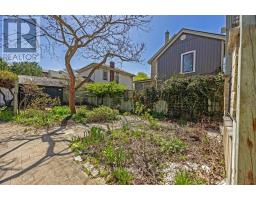 481 DUFFERIN AVENUE - 45