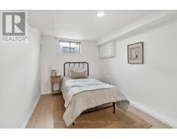 37 PEGLER STREET - 33