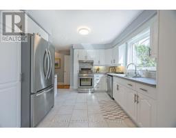 1056 THE PARKWAY - 14