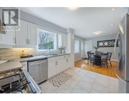 1056 THE PARKWAY - 17