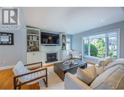 1056 THE PARKWAY - 7