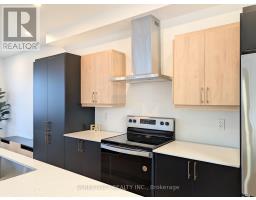 8 - 235 KENNINGTON WAY - 17