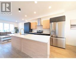 8 - 235 KENNINGTON WAY - 18