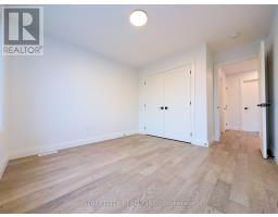 8 - 235 KENNINGTON WAY - 38