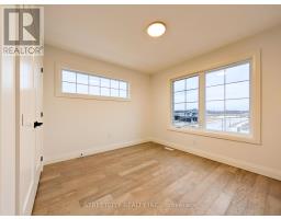 8 - 235 KENNINGTON WAY - 39
