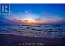 50 - 12 COASTAL CRESCENT - 32