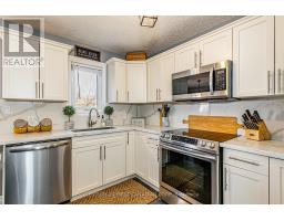 49 - 70 TANOAK DRIVE - 12