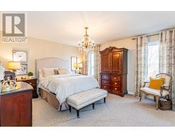 49 - 70 TANOAK DRIVE - 18