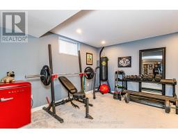 49 - 70 TANOAK DRIVE - 30