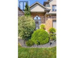 49 - 70 TANOAK DRIVE - 40