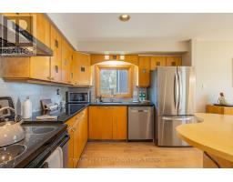 24 GATINEAU CRESCENT - 12