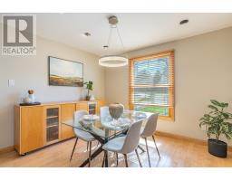 24 GATINEAU CRESCENT - 15