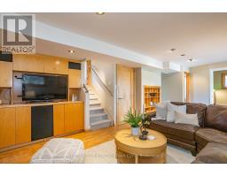 24 GATINEAU CRESCENT - 24
