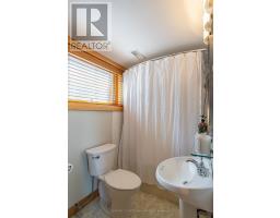 24 GATINEAU CRESCENT - 27