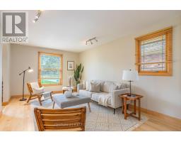 24 GATINEAU CRESCENT - 6