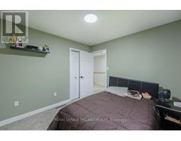 18 PENHALE AVENUE - 33