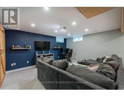 18 PENHALE AVENUE - 39