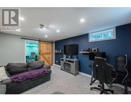 18 PENHALE AVENUE - 41